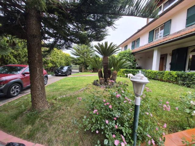 Villa in vendita a Marano di Napoli NA