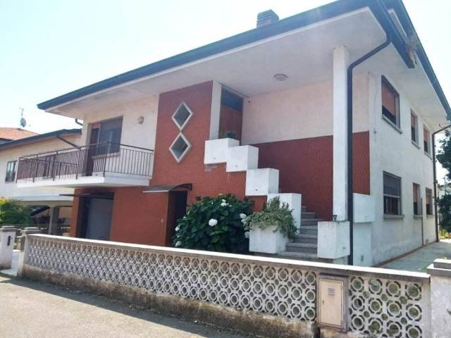 Villa in vendita a Marano Lagunare UD