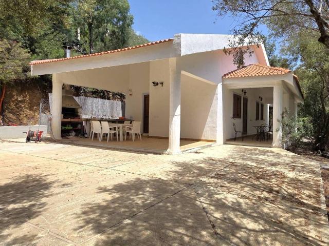 Villa in vendita a Maracalagonis CA