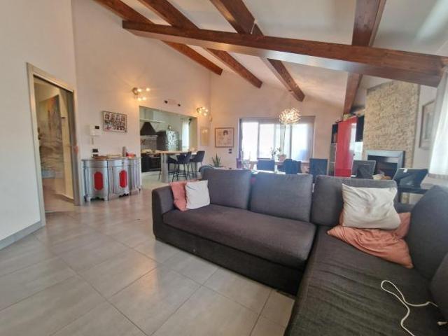 Villa in vendita a Marina di Carrara Carrara 250 mq Rif: 1427083