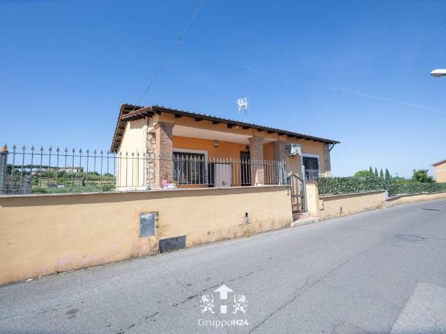 Villa in vendita a Marino RM