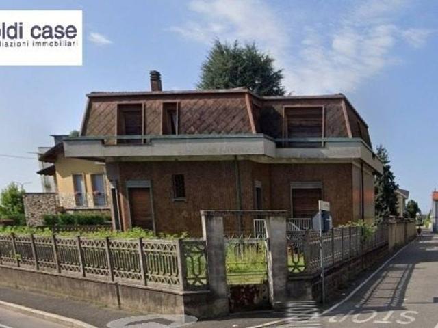 Villa in vendita a Mariano Comense CO