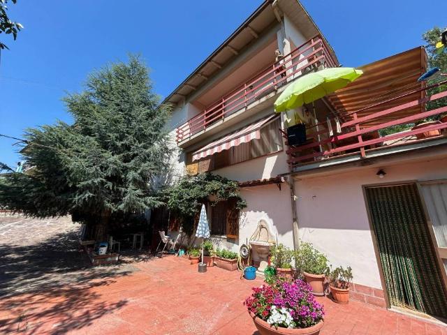 Villa in vendita a Marliana PT