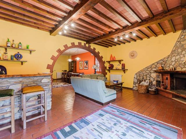 Villa in vendita a Marliana PT