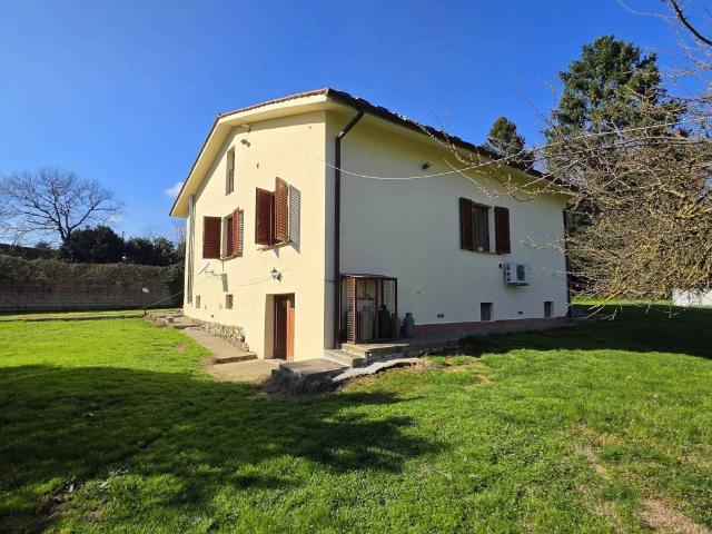 Villa in vendita a Marliana PT