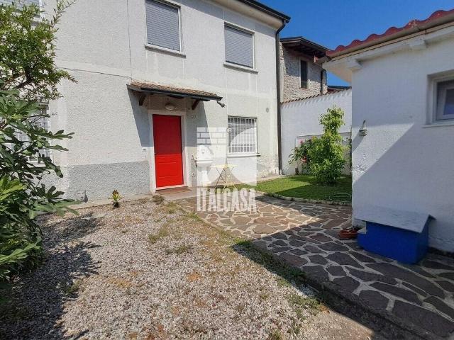 Villa in vendita a Marmirolo MN