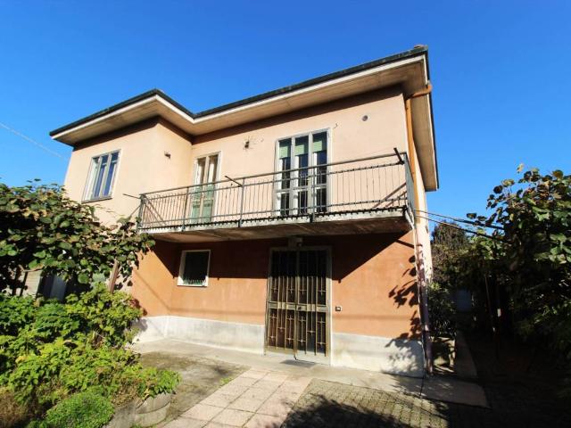 Villa in vendita a Marnate VA