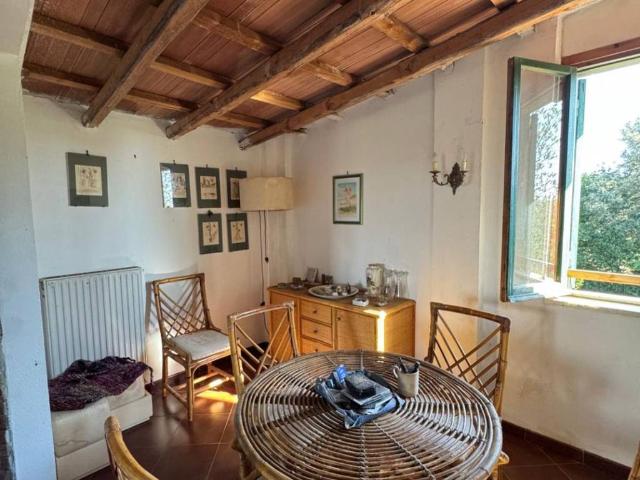 Villa in vendita a Marta VT
