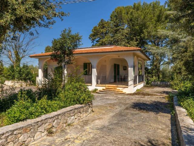 Villa in vendita a Martina Franca TA