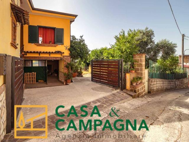 Villa in vendita a Marzano Appio CE