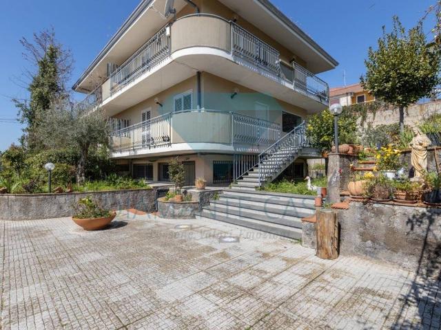 Villa in vendita a Mascalucia CT