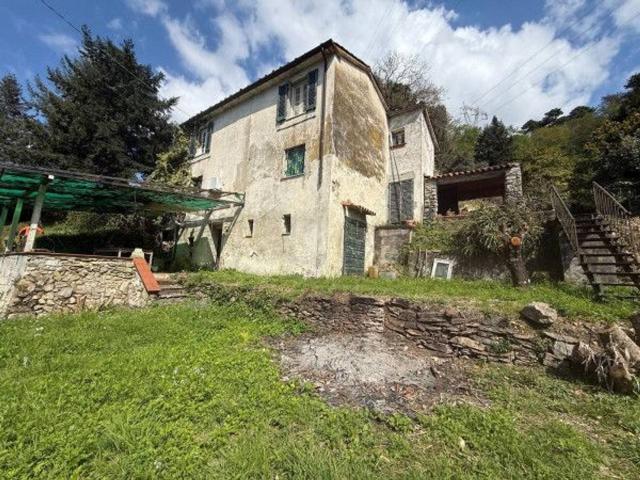 Villa in vendita a Massa