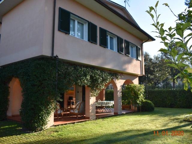 Villa in vendita a Massa
