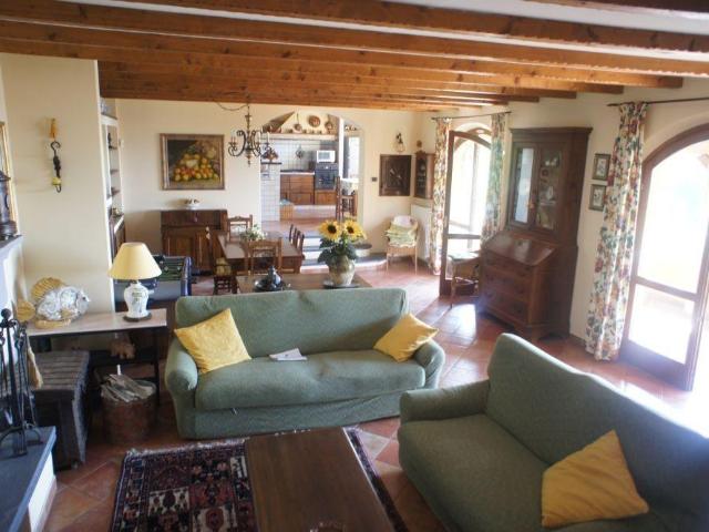 Villa in vendita a Massa