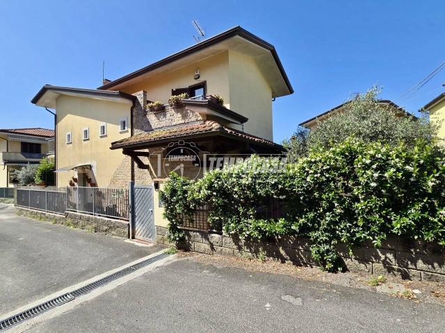Villa in vendita a Massa
