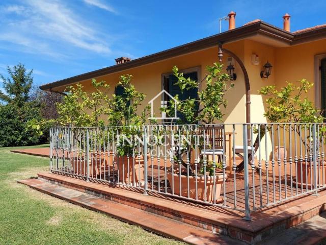 Villa in vendita a Massa