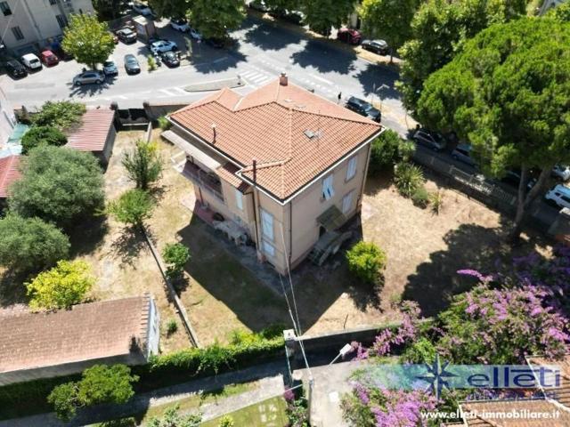 Villa in vendita a Massa