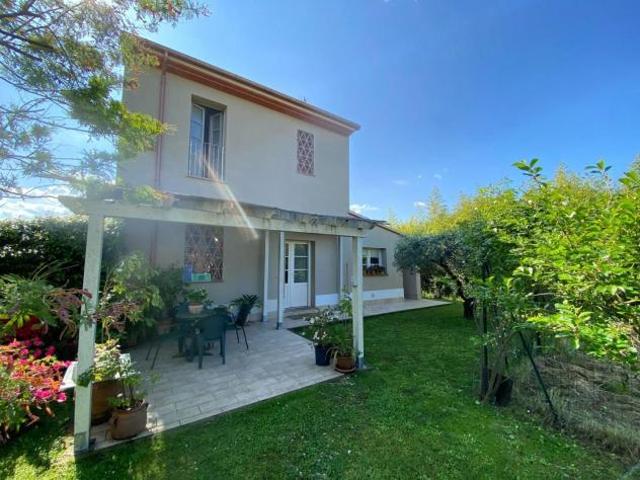 Villa in vendita a Massa 88 mq Rif: 1409895