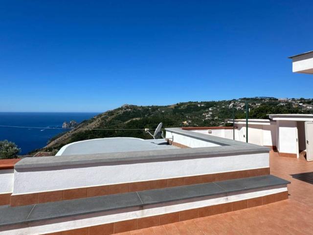 Villa in vendita a Massa Lubrense NA