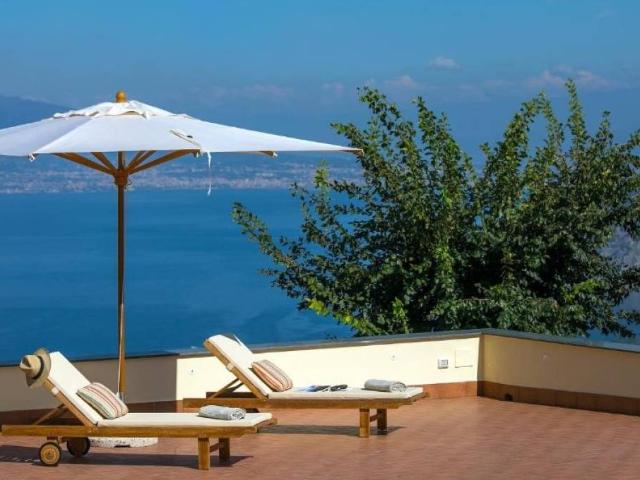 Villa in vendita a Massa Lubrense NA