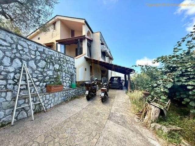 Villa in vendita a Massa Lubrense NA