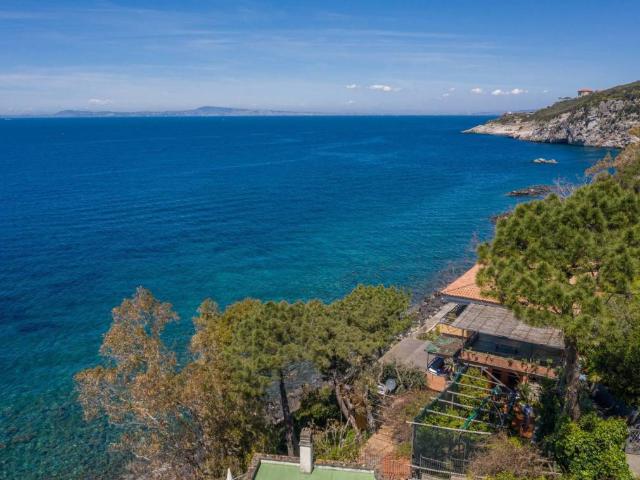 Villa in vendita a Massa Lubrense NA