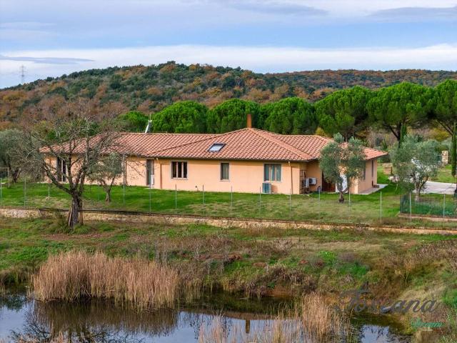Villa in vendita a Massa Marittima GR