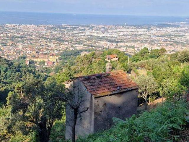 Villa in vendita a Massa MS