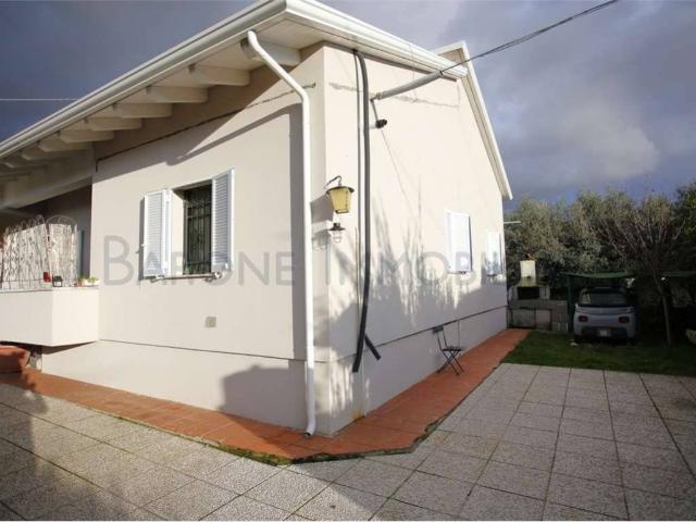 Villa in vendita a Massa MS