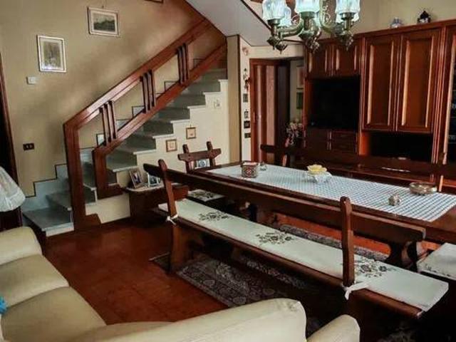 Villa in vendita a Massa MS