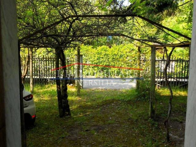 Villa in vendita a Massa MS