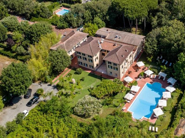 Villa in vendita a Massa MS