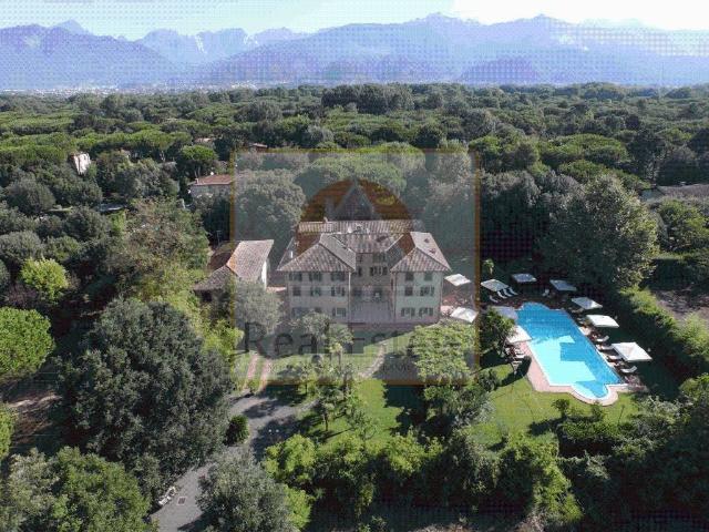 Villa in vendita a Massa MS