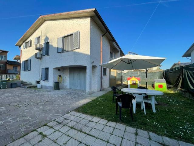 Villa in vendita a Massalengo LO