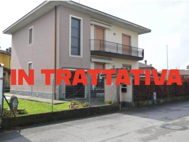 Villa in vendita a Massalengo LO