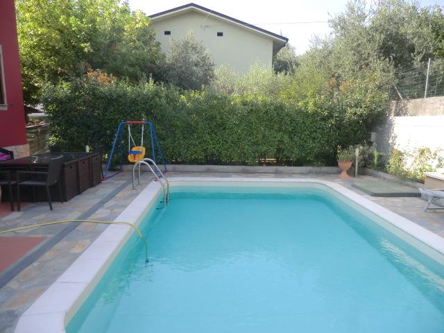 VILLA in VENDITA a MASSAROSA COLLINA di 6 vani