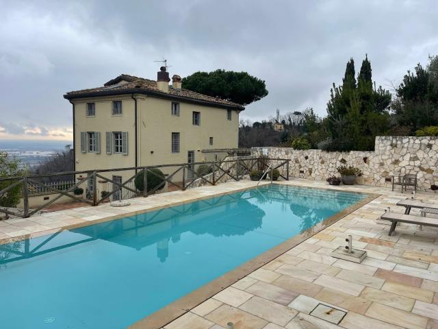 VILLA in VENDITA a MASSAROSA Corsanico