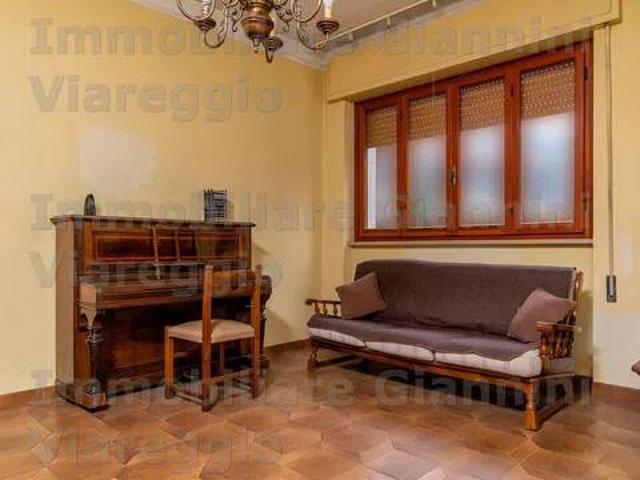Villa in vendita a Massarosa LU
