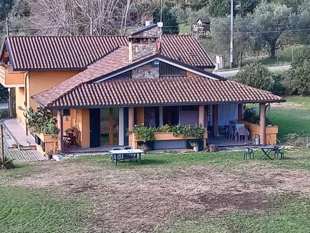 Villa in vendita a Massarosa LU