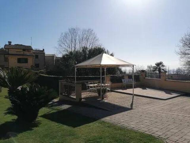 Villa in vendita a Massarosa LU