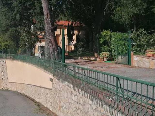 Villa in vendita a Massarosa LU