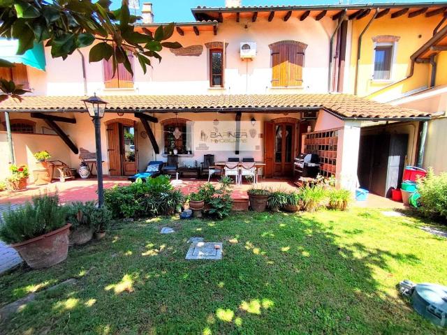 Villa in vendita a Massarosa LU
