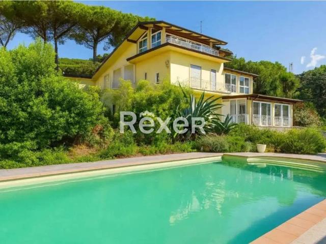 Villa in vendita a Massarosa LU