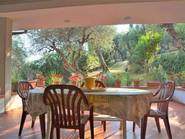 Villa in vendita a Massarosa LU