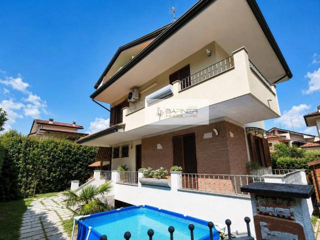 Villa in vendita a Massarosa LU