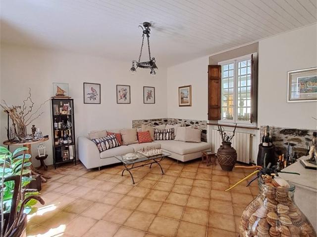 Villa in vendita a Massarosa