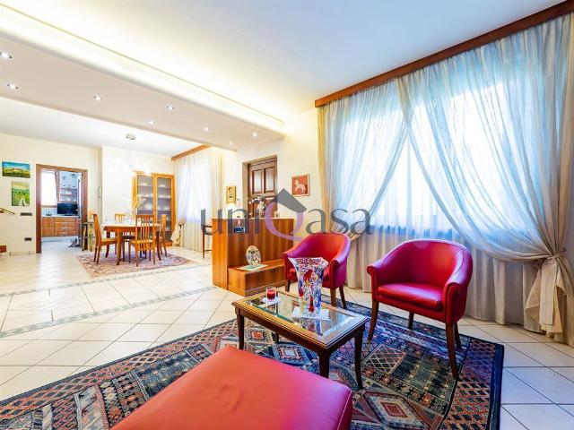 Villa in vendita a Meda