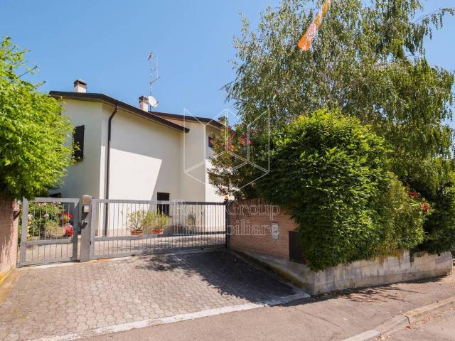 Villa in vendita a Medesano PR