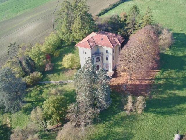 Villa in vendita a Medesano PR