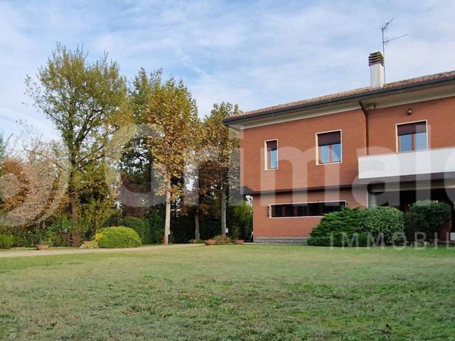 Villa in vendita a Medicina